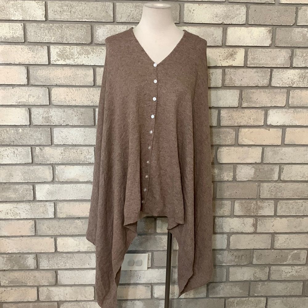 3for$20 one size sweater top has viscose and cashmere